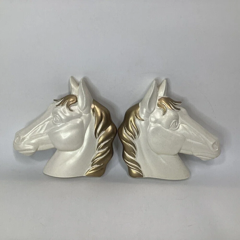VTG 2 Miller Studio Chalkware Horse Head Wall Décor Plaque‎ 1977 MCM White Gold